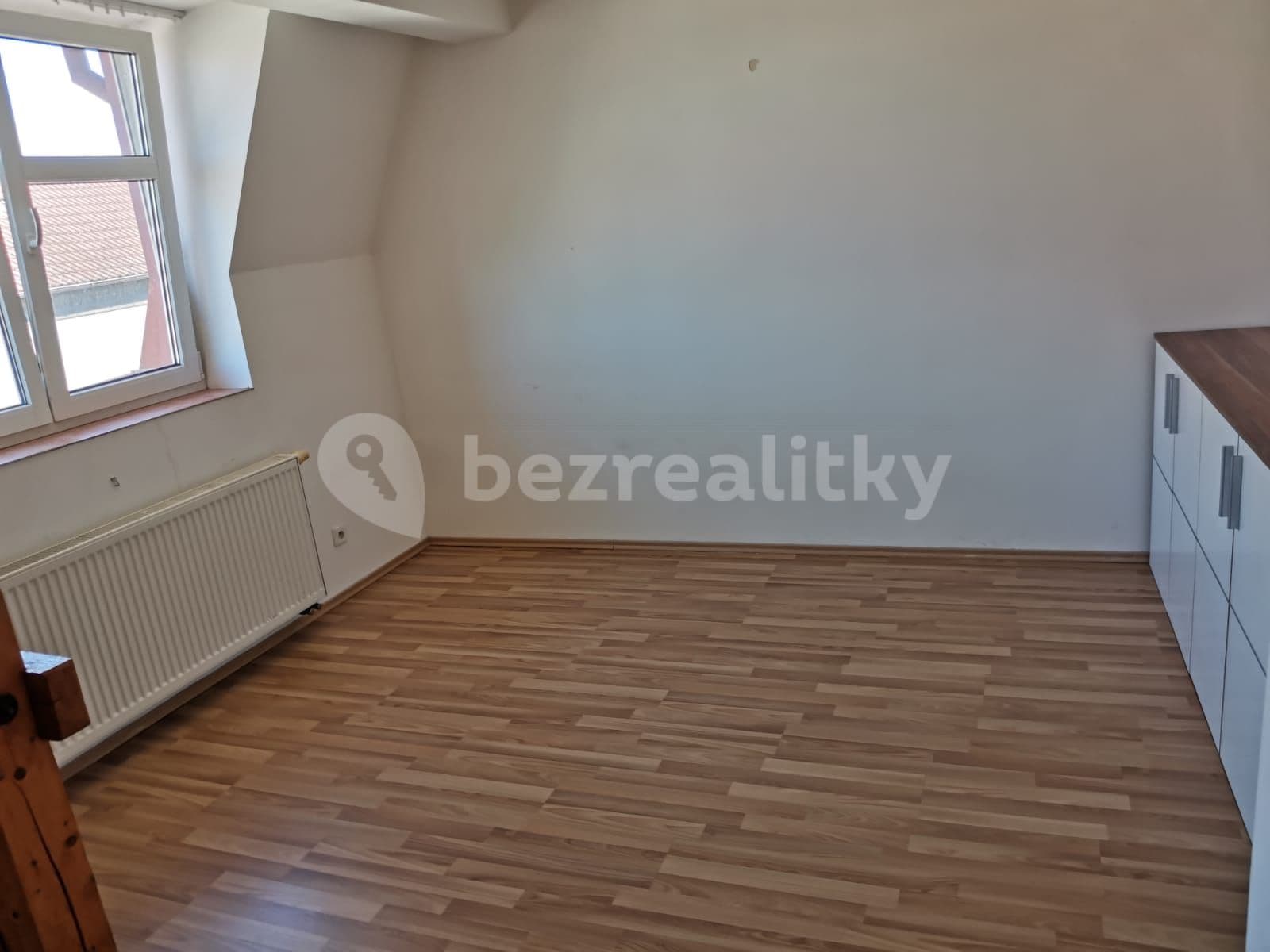 1 bedroom with open-plan kitchen flat to rent, 55 m², Dr. Marodyho, Prague, Prague 1 bedroom with open-plan kitchen flat to rent, 55 m², Dr. Marodyho, Prague, Prague