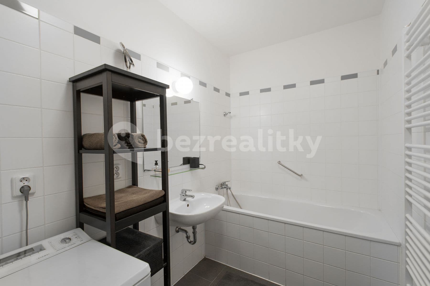 1 bedroom flat to rent, 63 m², Tomkova, Prague, Prague 1 bedroom flat to rent, 63 m², Tomkova, Prague, Prague