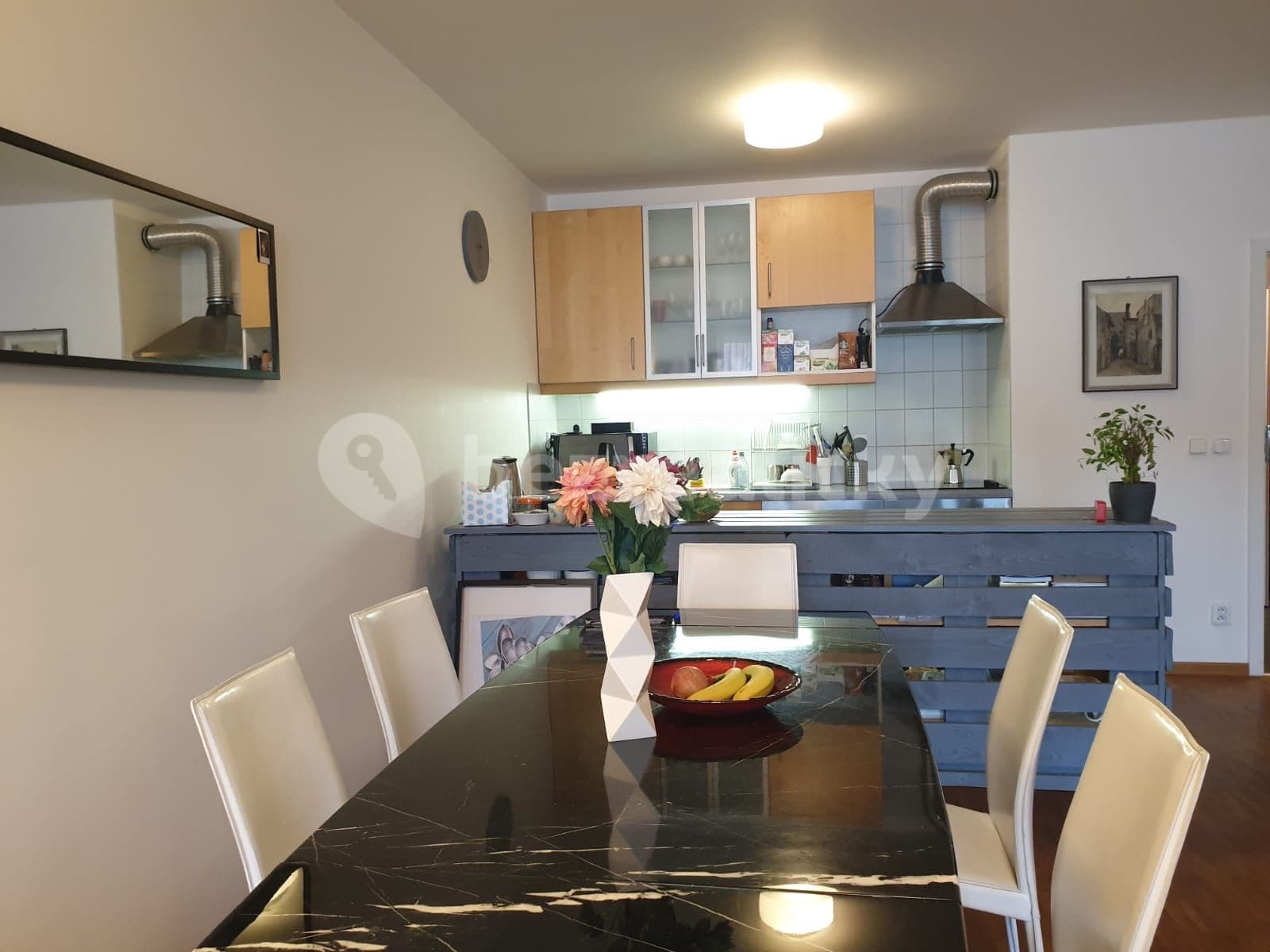 1 bedroom flat to rent, 63 m², Tomkova, Prague, Prague 1 bedroom flat to rent, 63 m², Tomkova, Prague, Prague