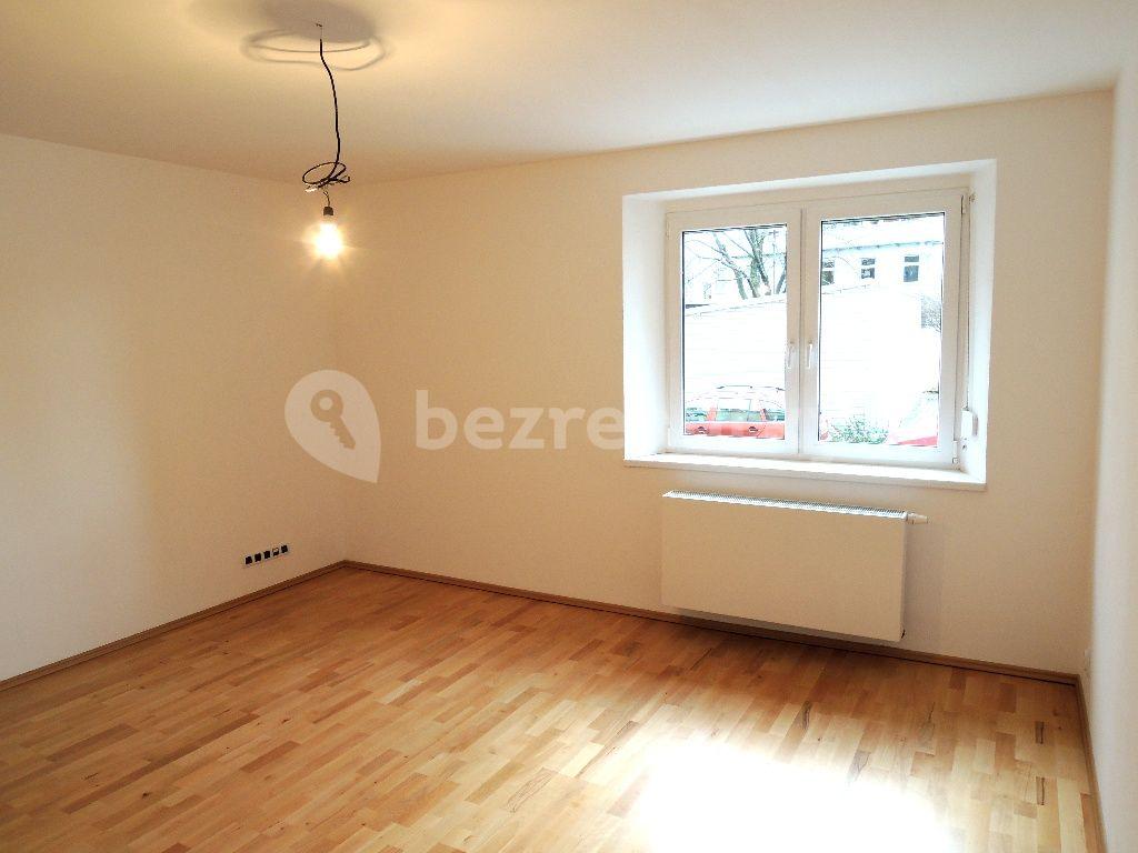 Studio flat to rent, 29 m², Na Rovnosti, Prague, Prague