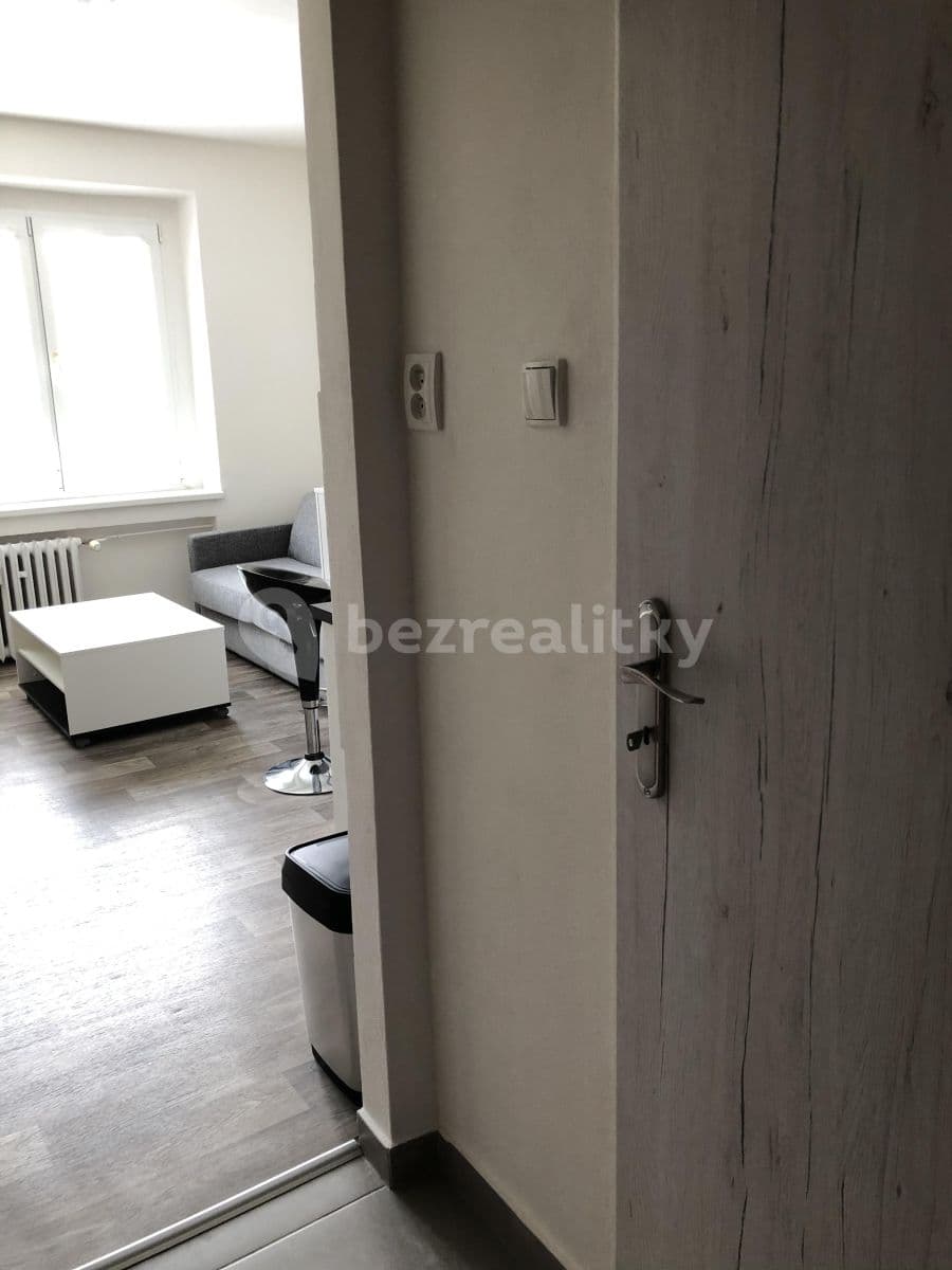 Studio flat to rent, 23 m², Masarykova, Neratovice, Středočeský Region