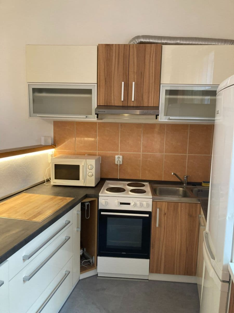 Small studio flat to rent, 35 m², Emilie Floriánové, Jablonec nad Nisou, Liberecký Region Small studio flat to rent, 35 m², Emilie Floriánové, Jablonec nad Nisou, Liberecký Region