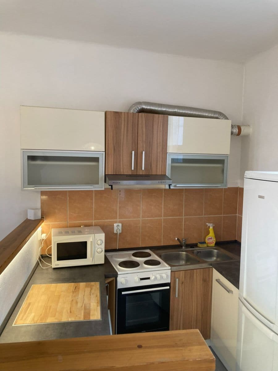 Small studio flat to rent, 35 m², Emilie Floriánové, Jablonec nad Nisou, Liberecký Region Small studio flat to rent, 35 m², Emilie Floriánové, Jablonec nad Nisou, Liberecký Region