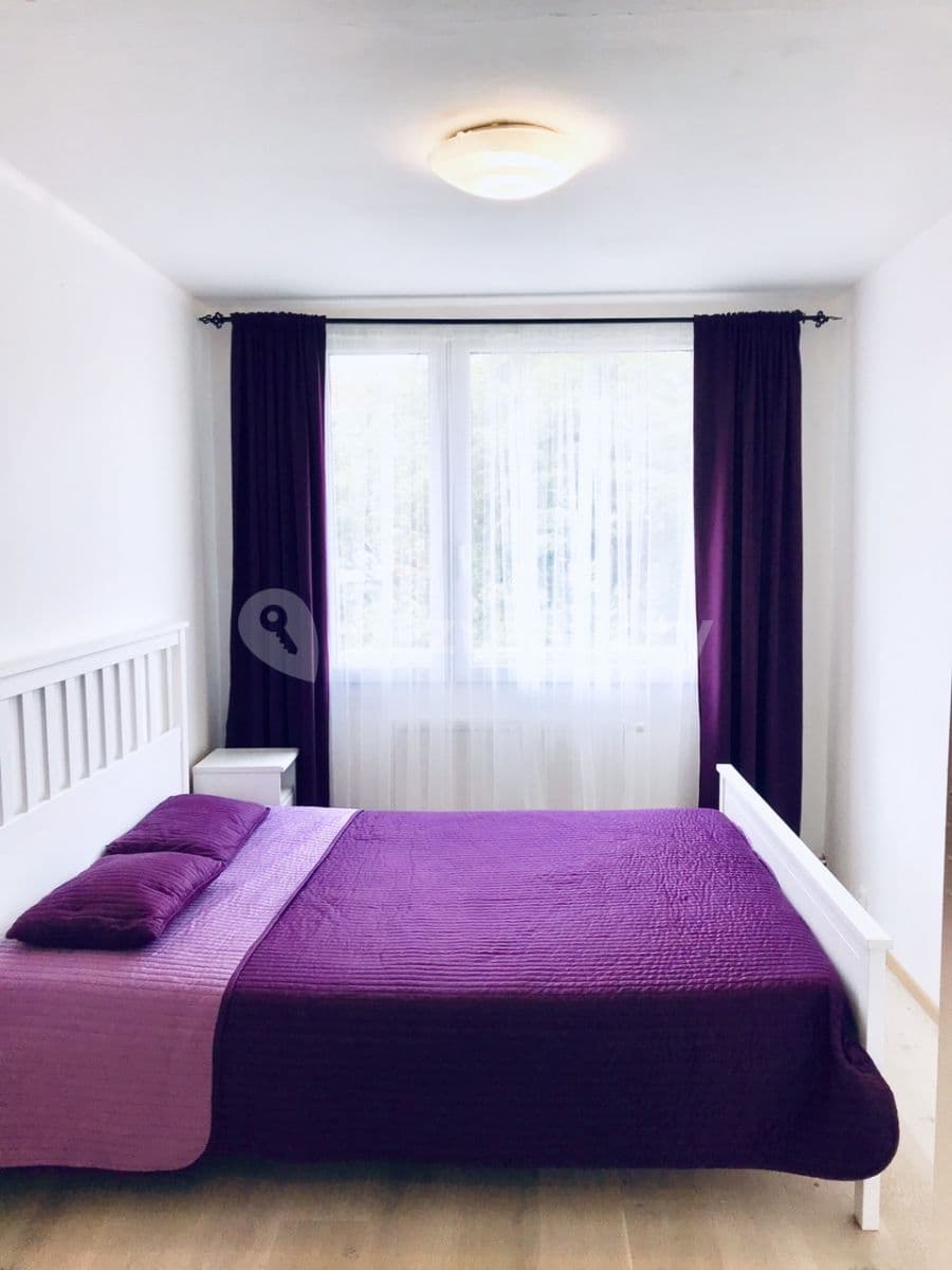 1 bedroom with open-plan kitchen flat to rent, 42 m², Křenická, Prague, Prague 1 bedroom with open-plan kitchen flat to rent, 42 m², Křenická, Prague, Prague