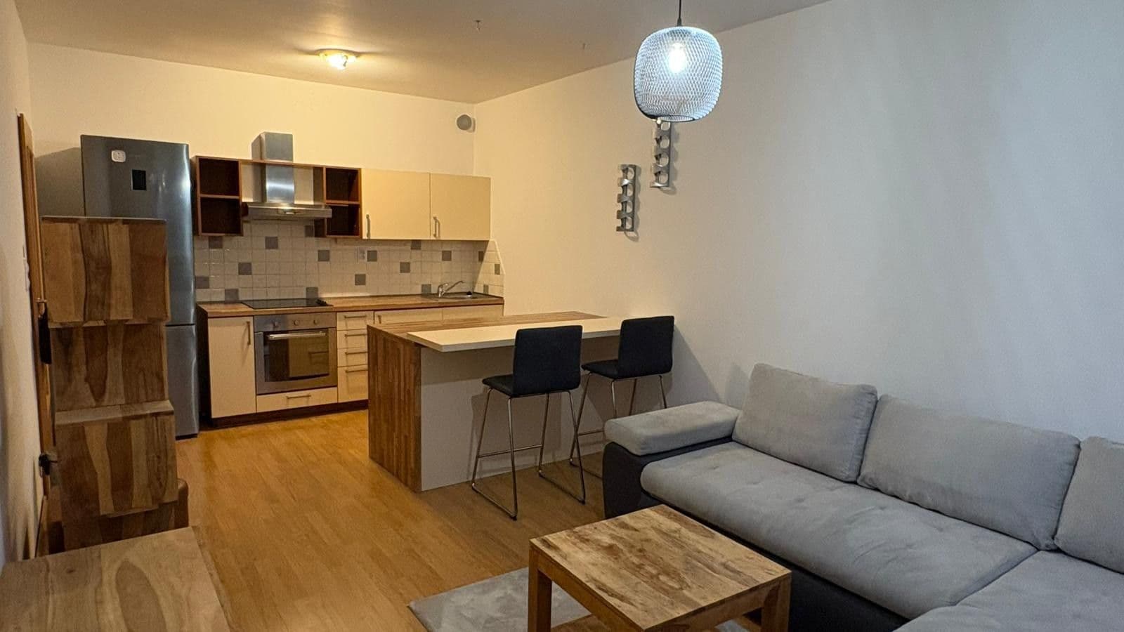 1 bedroom with open-plan kitchen flat to rent, 54 m², Pod Harfou, Prague, Prague 1 bedroom with open-plan kitchen flat to rent, 54 m², Pod Harfou, Prague, Prague