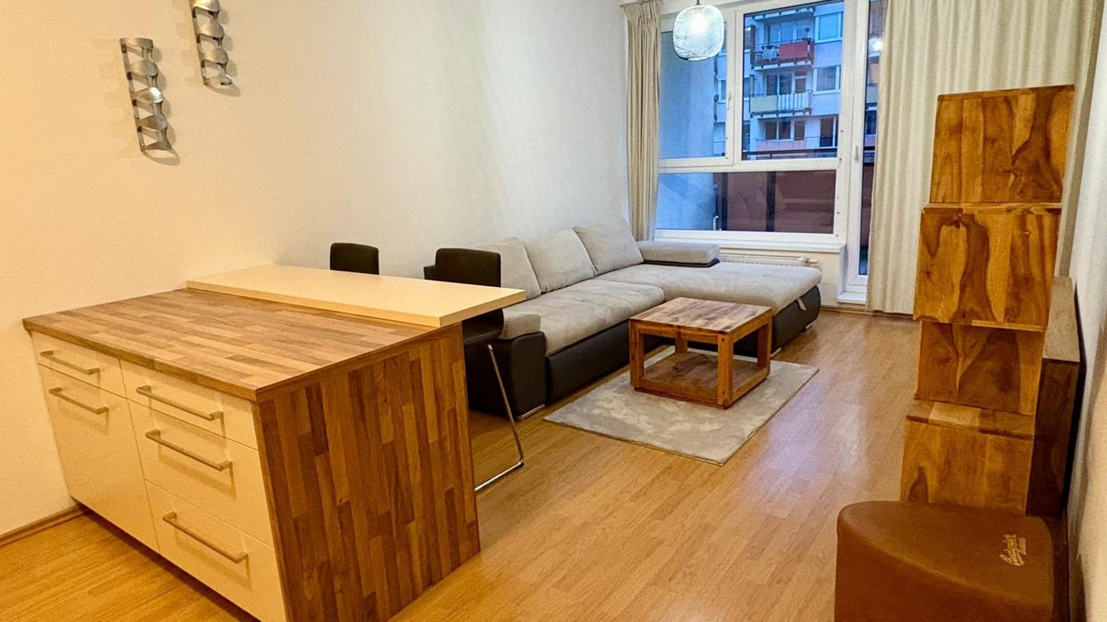 1 bedroom with open-plan kitchen flat to rent, 54 m², Pod Harfou, Prague, Prague 1 bedroom with open-plan kitchen flat to rent, 54 m², Pod Harfou, Prague, Prague