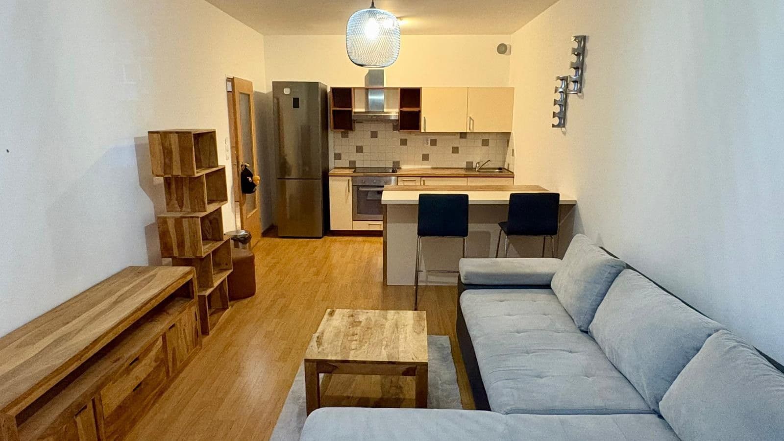 1 bedroom with open-plan kitchen flat to rent, 54 m², Pod Harfou, Prague, Prague 1 bedroom with open-plan kitchen flat to rent, 54 m², Pod Harfou, Prague, Prague