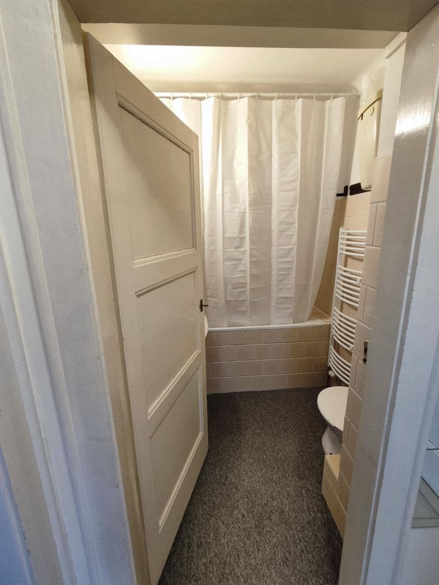 2 bedroom flat to rent, 50 m², U První Baterie, Prague, Prague 2 bedroom flat to rent, 50 m², U První Baterie, Prague, Prague