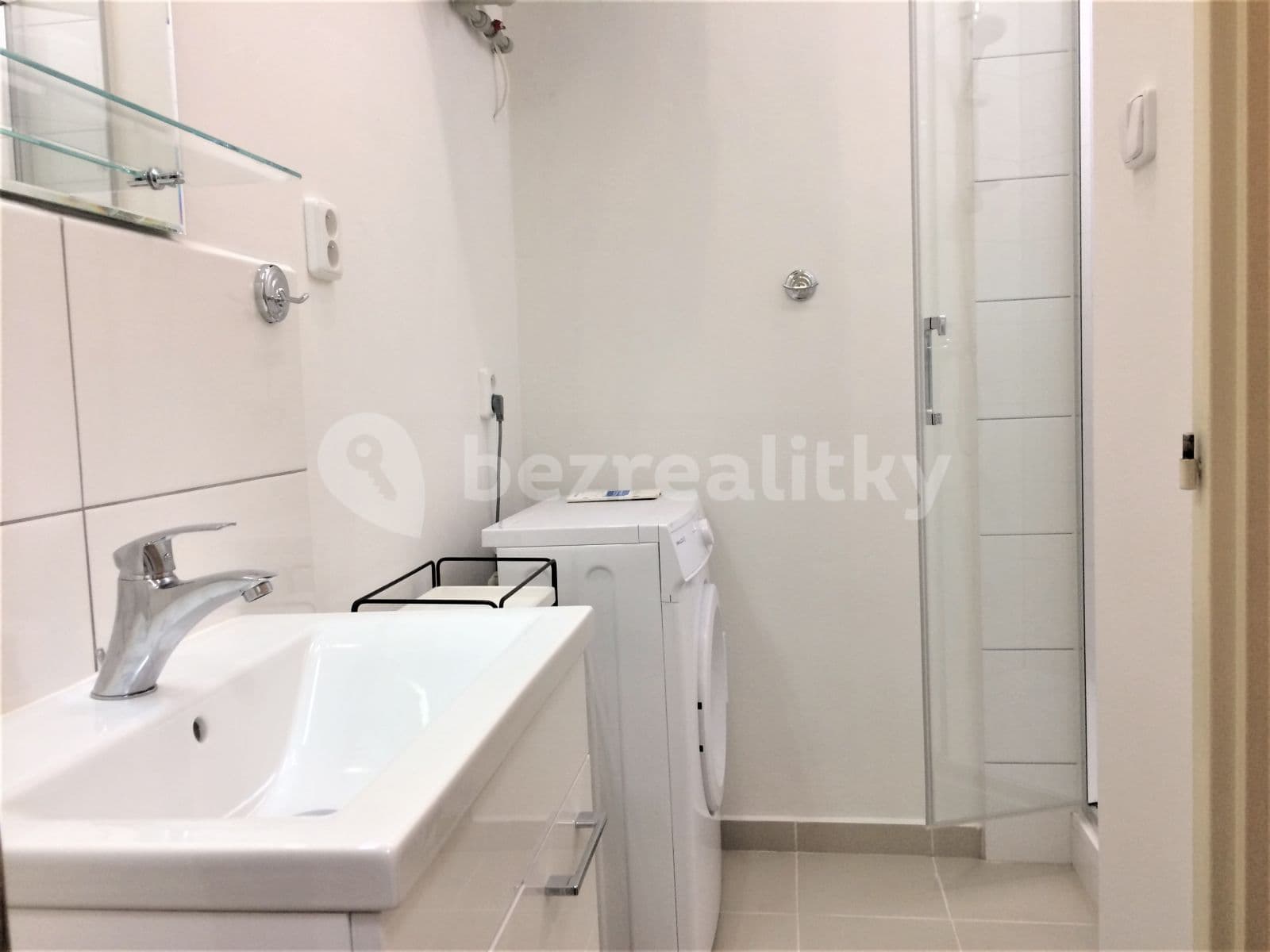 Small studio flat to rent, 25 m², Biskupcova, Prague, Prague Small studio flat to rent, 25 m², Biskupcova, Prague, Prague