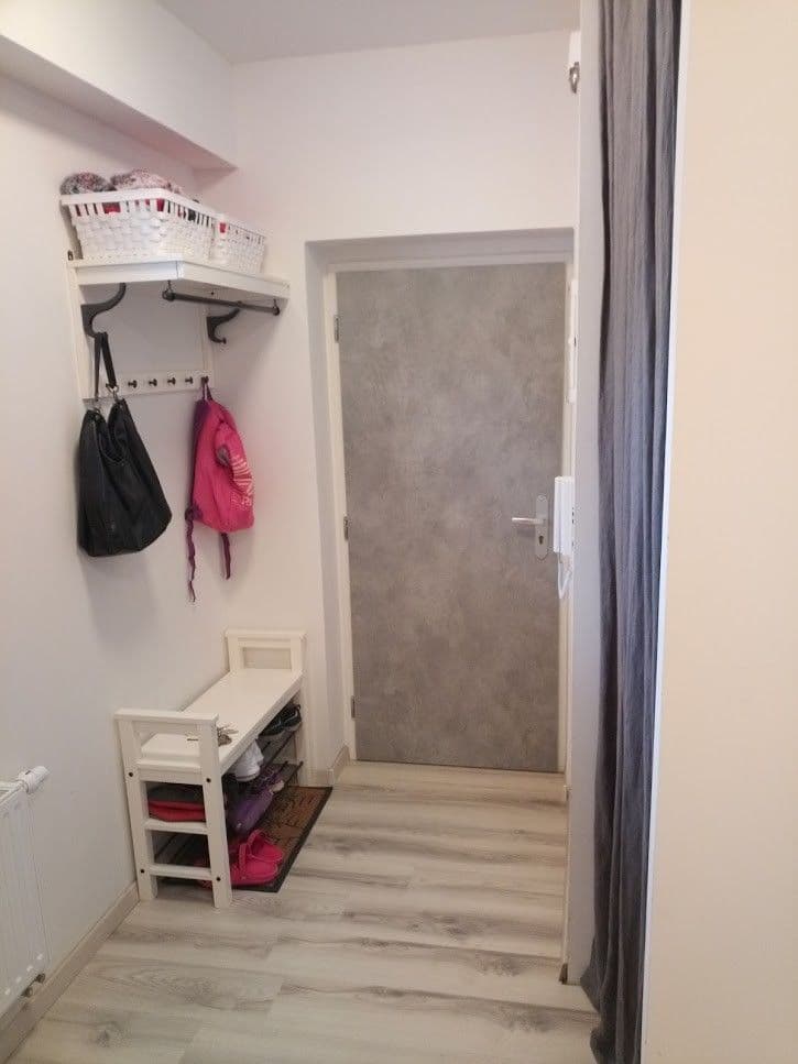 2 bedroom with open-plan kitchen flat to rent, 63 m², Gymnazijní, Jindřichův Hradec, Jihočeský Region 2 bedroom with open-plan kitchen flat to rent, 63 m², Gymnazijní, Jindřichův Hradec, Jihočeský Region