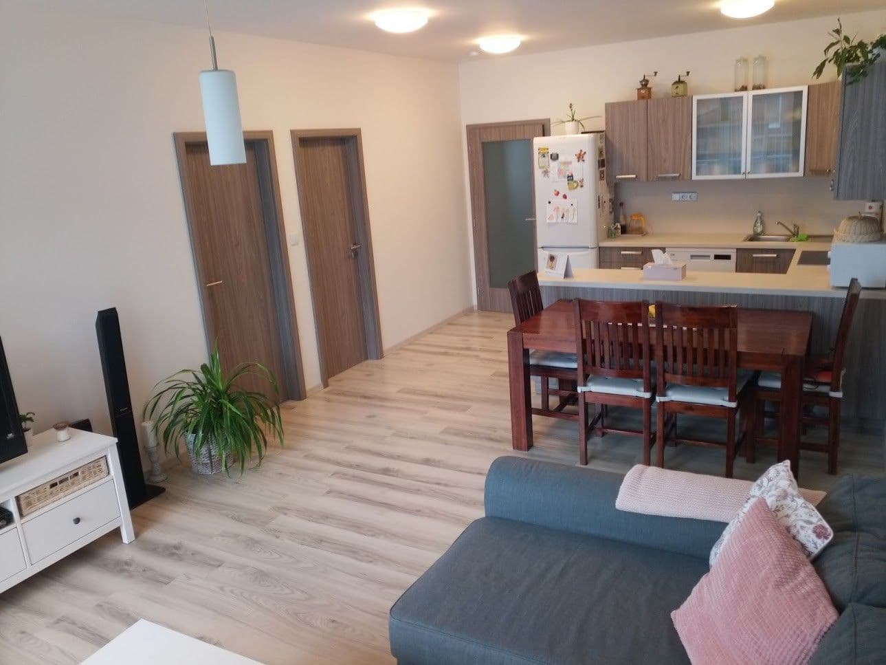 2 bedroom with open-plan kitchen flat to rent, 63 m², Gymnazijní, Jindřichův Hradec, Jihočeský Region 2 bedroom with open-plan kitchen flat to rent, 63 m², Gymnazijní, Jindřichův Hradec, Jihočeský Region