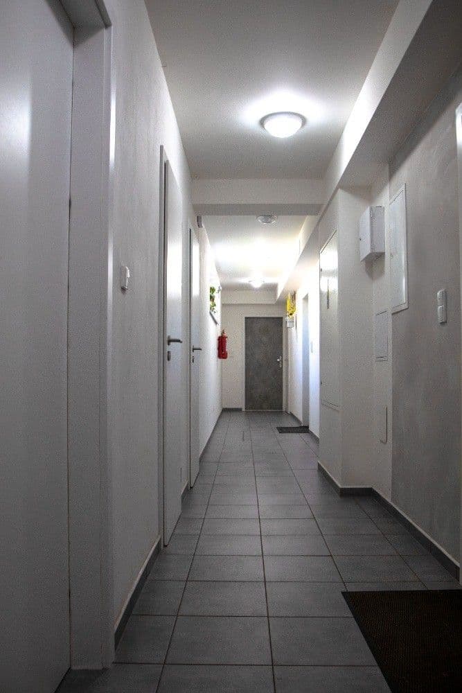 2 bedroom with open-plan kitchen flat to rent, 63 m², Gymnazijní, Jindřichův Hradec, Jihočeský Region 2 bedroom with open-plan kitchen flat to rent, 63 m², Gymnazijní, Jindřichův Hradec, Jihočeský Region