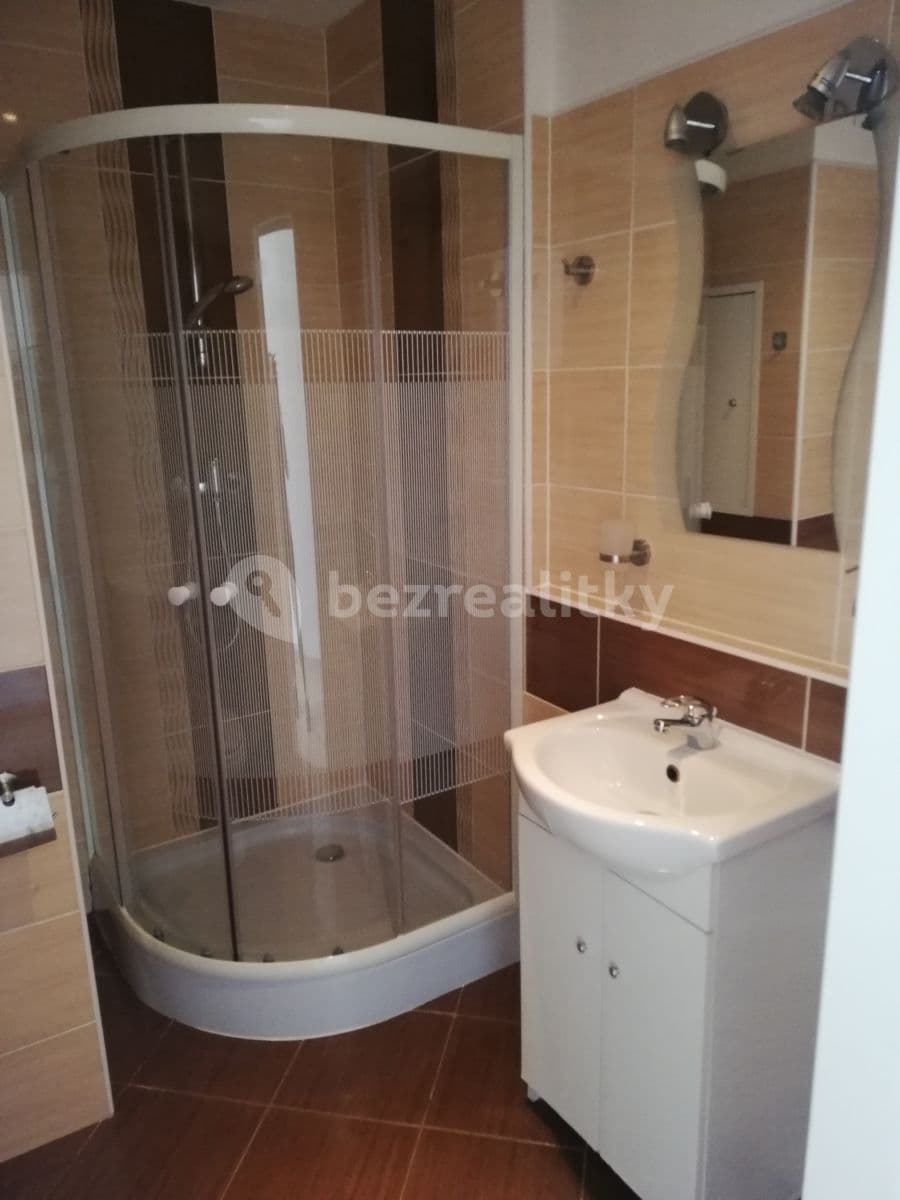 1 bedroom with open-plan kitchen flat to rent, 37 m², Jiřího z Poděbrad, Litoměřice, Ústecký Region 1 bedroom with open-plan kitchen flat to rent, 37 m², Jiřího z Poděbrad, Litoměřice, Ústecký Region