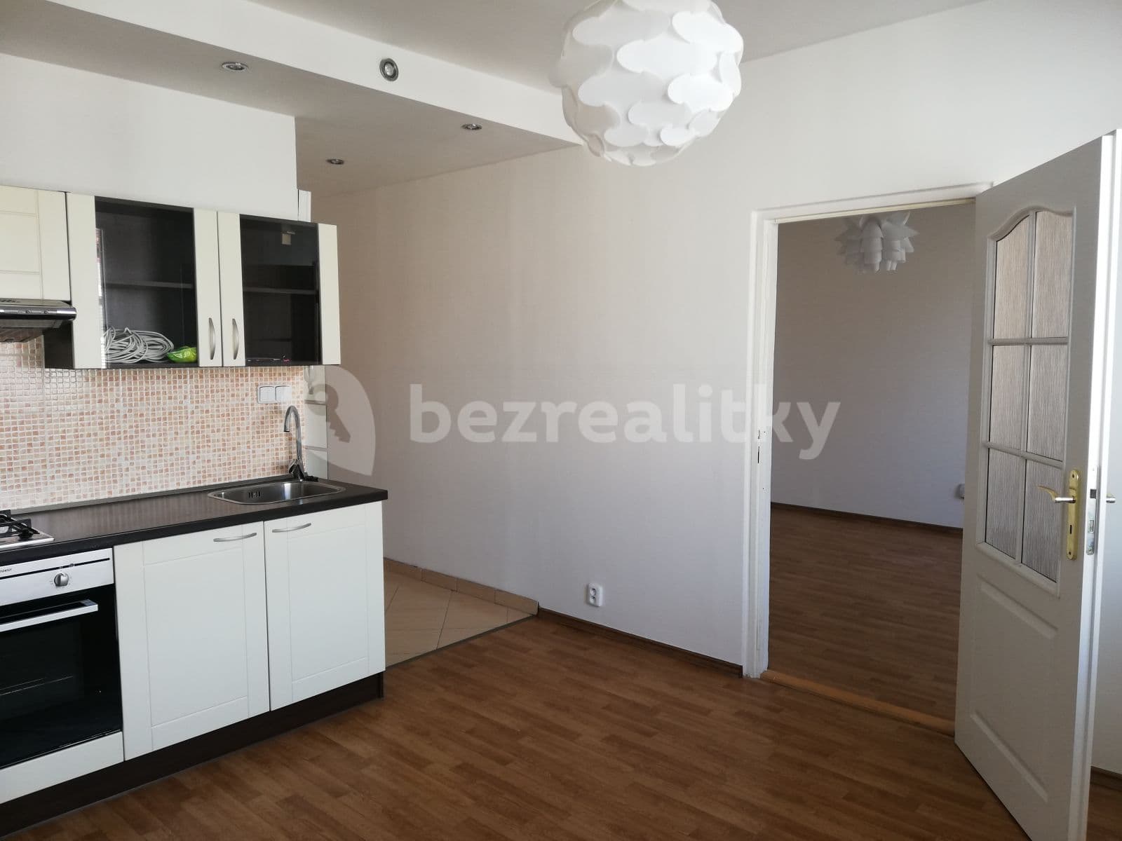 1 bedroom with open-plan kitchen flat to rent, 37 m², Jiřího z Poděbrad, Litoměřice, Ústecký Region 1 bedroom with open-plan kitchen flat to rent, 37 m², Jiřího z Poděbrad, Litoměřice, Ústecký Region