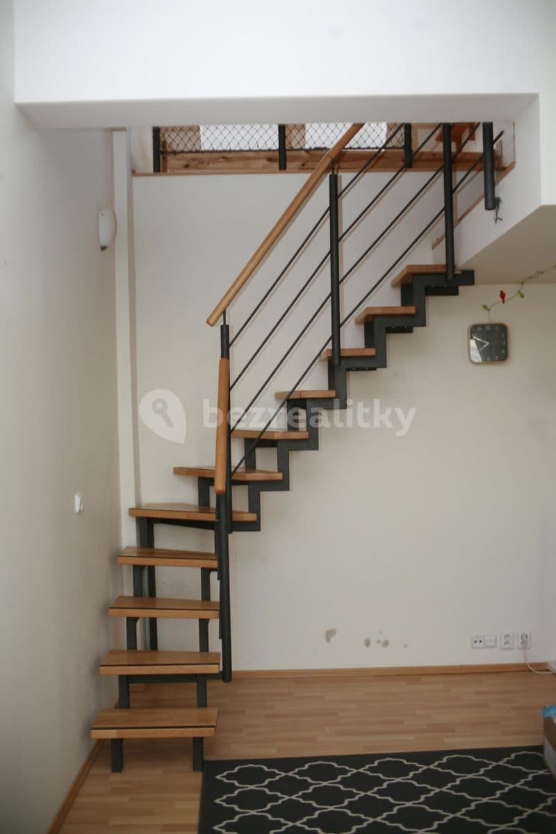 Studio flat to rent, 48 m², Jabloňová, Prague, Prague Studio flat to rent, 48 m², Jabloňová, Prague, Prague