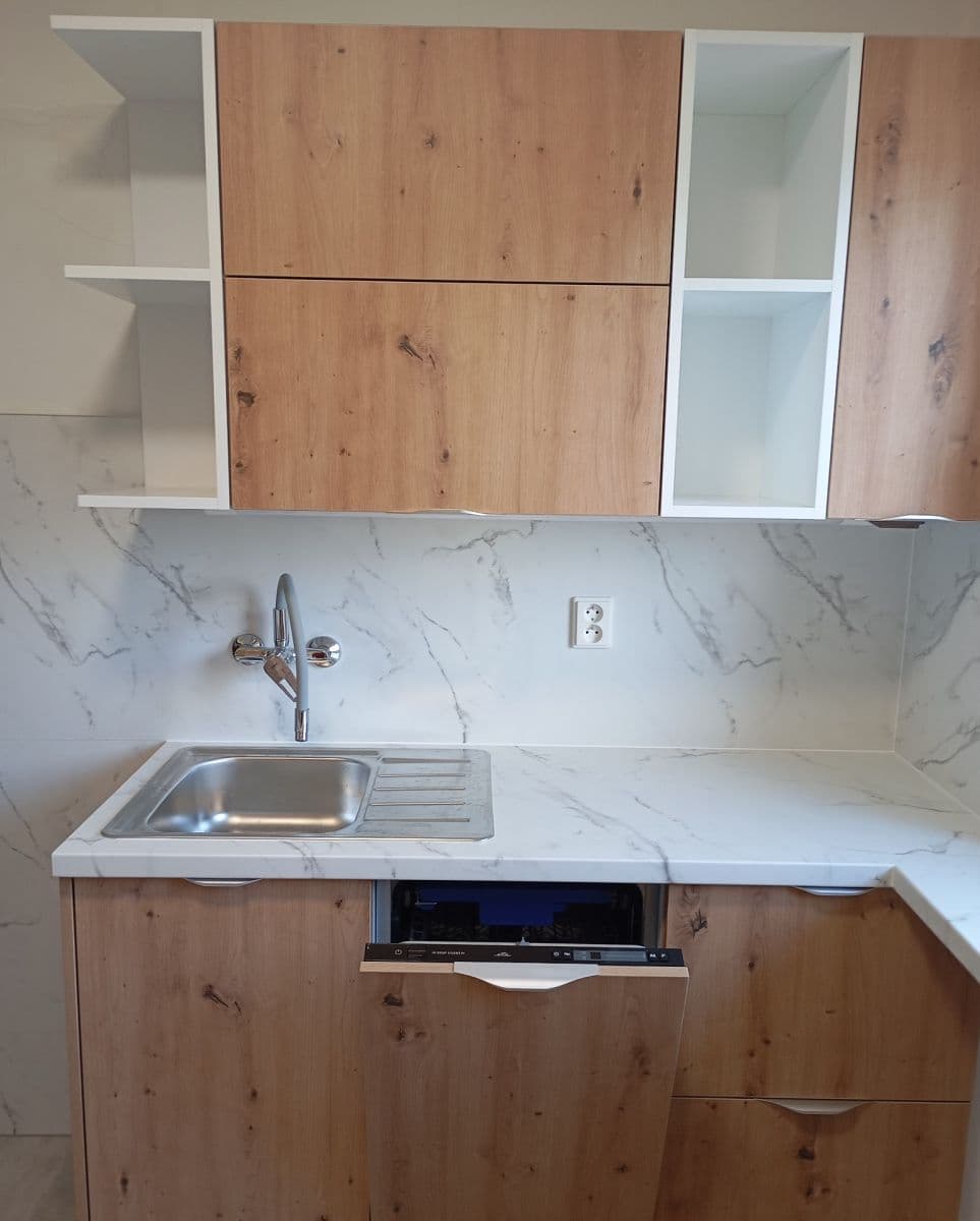 2 bedroom flat to rent, 57 m², Mezivrší, Prague, Prague 2 bedroom flat to rent, 57 m², Mezivrší, Prague, Prague