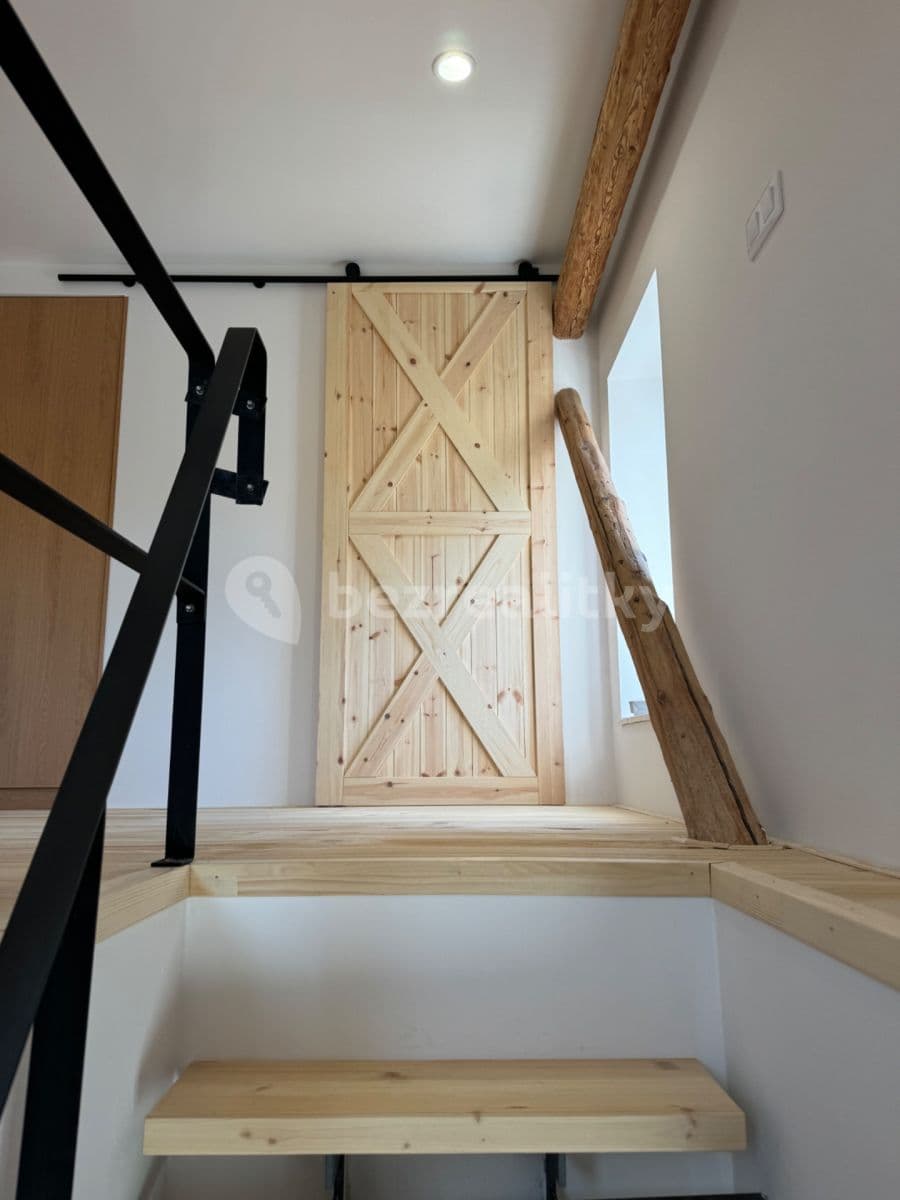 3 bedroom with open-plan kitchen flat to rent, 97 m², Smetanova, Jablonec nad Nisou, Liberecký Region 3 bedroom with open-plan kitchen flat to rent, 97 m², Smetanova, Jablonec nad Nisou, Liberecký Region