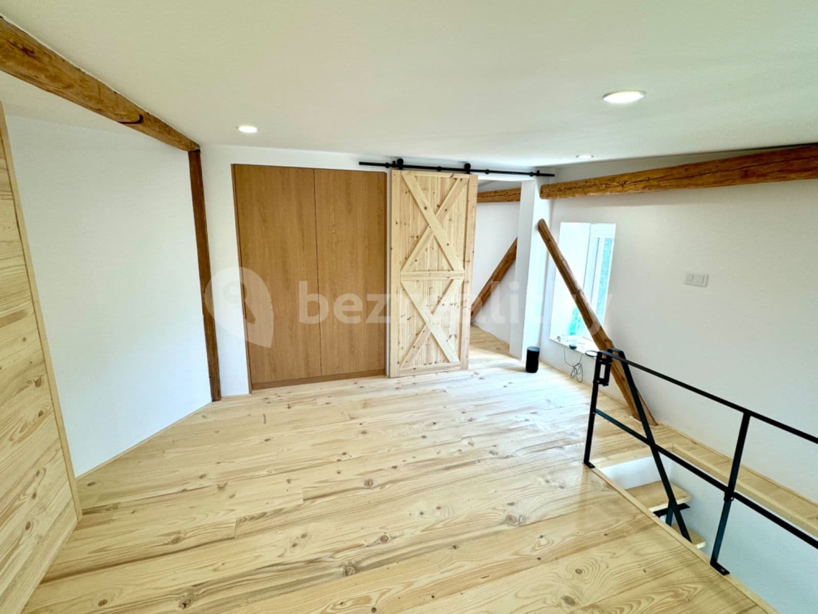 3 bedroom with open-plan kitchen flat to rent, 97 m², Smetanova, Jablonec nad Nisou, Liberecký Region 3 bedroom with open-plan kitchen flat to rent, 97 m², Smetanova, Jablonec nad Nisou, Liberecký Region