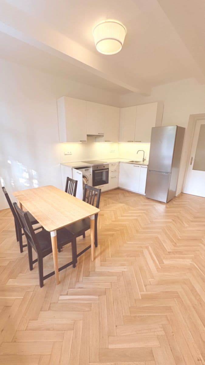 1 bedroom with open-plan kitchen flat to rent, 40 m², Na Vrstvách, Prague, Prague 1 bedroom with open-plan kitchen flat to rent, 40 m², Na Vrstvách, Prague, Prague