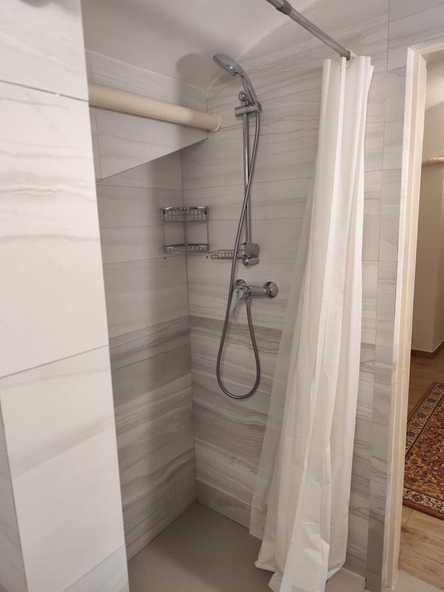 Studio flat to rent, 42 m², Sudoměřská, Prague, Prague Studio flat to rent, 42 m², Sudoměřská, Prague, Prague