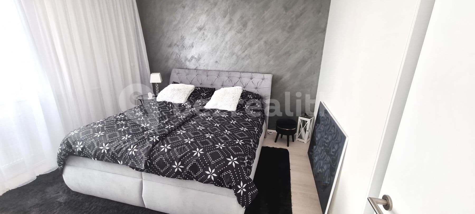 1 bedroom with open-plan kitchen flat to rent, 56 m², Honzíkova, Prague, Prague 1 bedroom with open-plan kitchen flat to rent, 56 m², Honzíkova, Prague, Prague