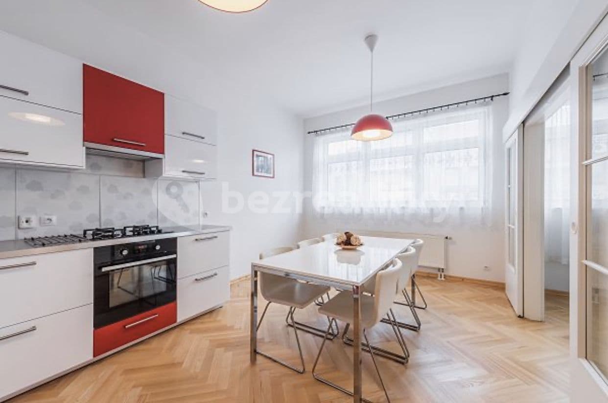 3 bedroom flat to rent, 95 m², Záhřebská, Prague, Prague 3 bedroom flat to rent, 95 m², Záhřebská, Prague, Prague