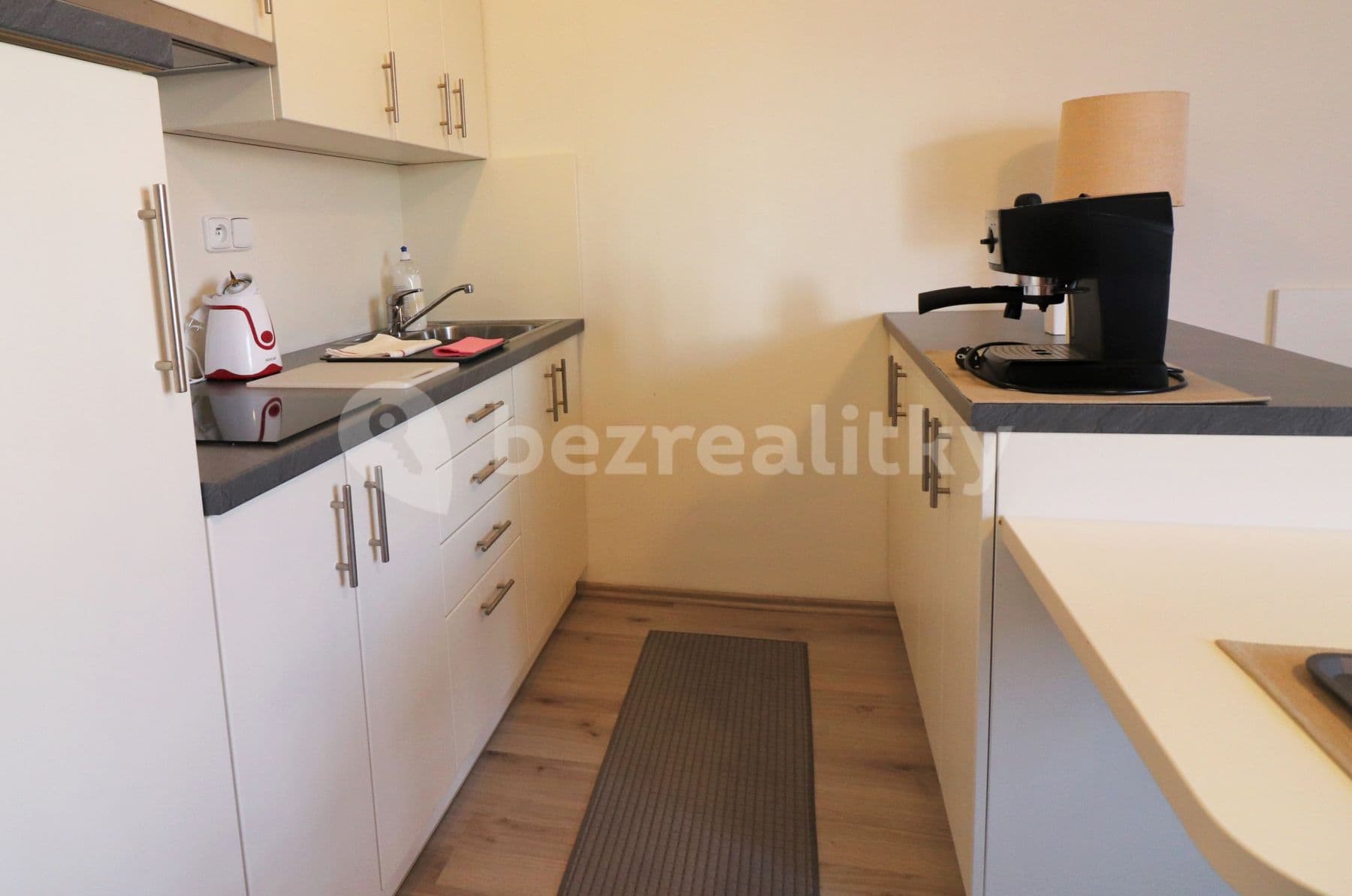 Small studio flat to rent, 26 m², K Lánu, Prague, Prague Small studio flat to rent, 26 m², K Lánu, Prague, Prague
