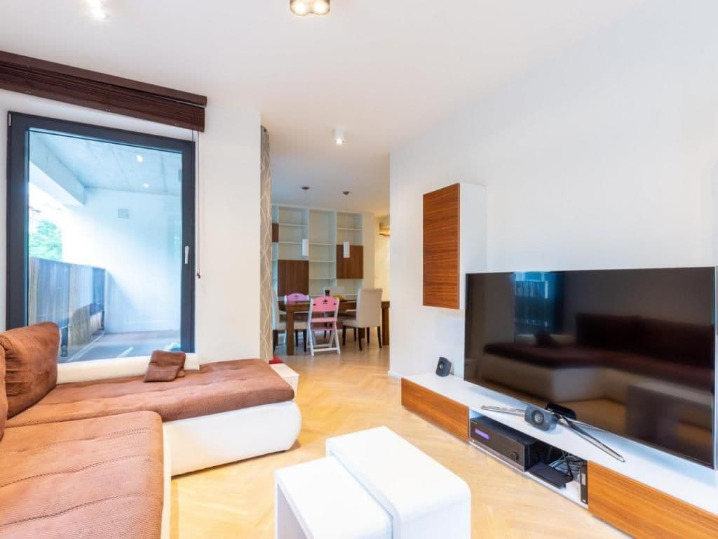 3 bedroom with open-plan kitchen flat to rent, 91 m², Kališnická, Prague, Prague 3 bedroom with open-plan kitchen flat to rent, 91 m², Kališnická, Prague, Prague