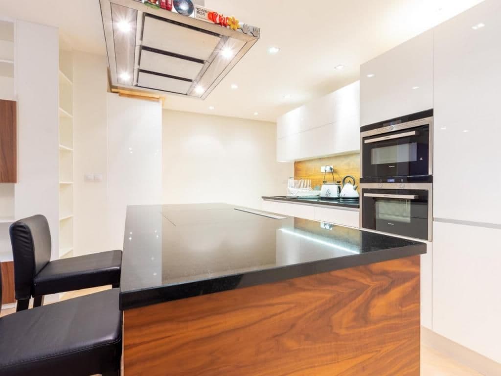 3 bedroom with open-plan kitchen flat to rent, 91 m², Kališnická, Prague, Prague 3 bedroom with open-plan kitchen flat to rent, 91 m², Kališnická, Prague, Prague