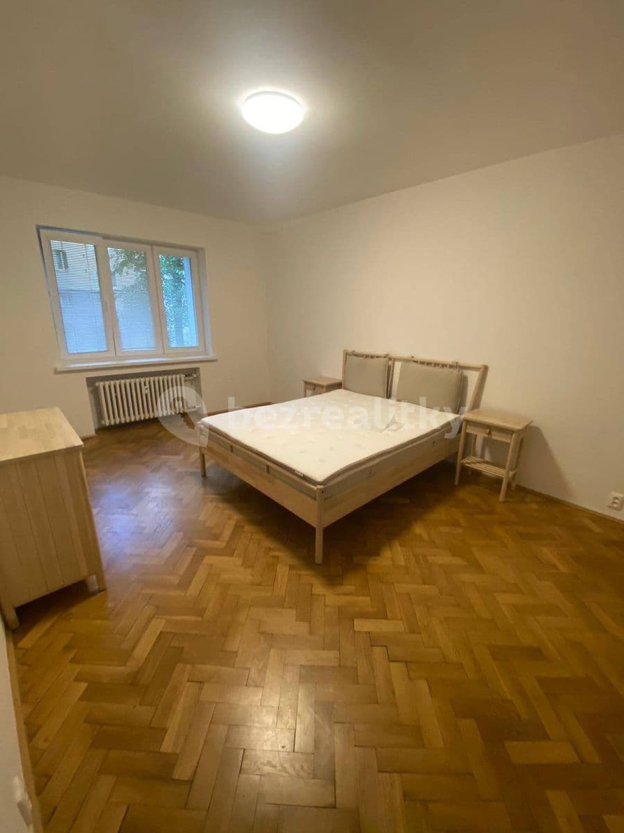 3 bedroom flat to rent, 71 m², Lužická, Bratislava - mestská časť Staré Mesto, Bratislavský Region 3 bedroom flat to rent, 71 m², Lužická, Bratislava - mestská časť Staré Mesto, Bratislavský Region