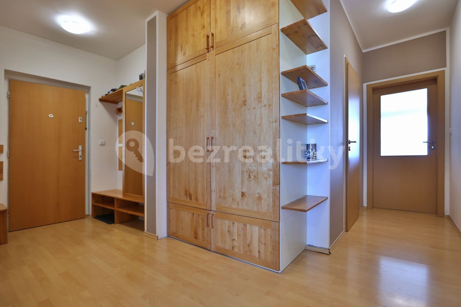 2 bedroom with open-plan kitchen flat to rent, 90 m², Elišky Přemyslovny, Prague, Prague 2 bedroom with open-plan kitchen flat to rent, 90 m², Elišky Přemyslovny, Prague, Prague