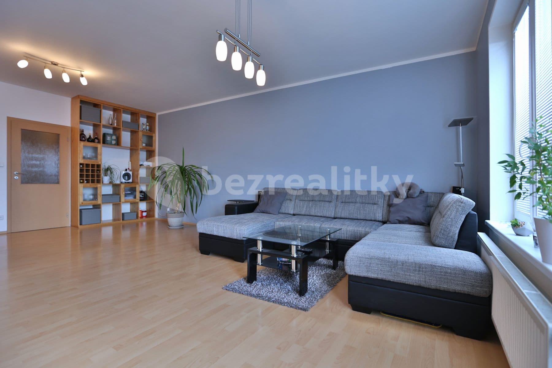 2 bedroom with open-plan kitchen flat to rent, 90 m², Elišky Přemyslovny, Prague, Prague 2 bedroom with open-plan kitchen flat to rent, 90 m², Elišky Přemyslovny, Prague, Prague