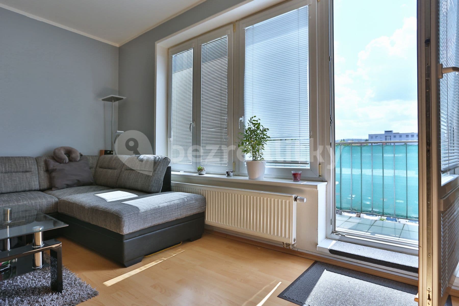 2 bedroom with open-plan kitchen flat to rent, 90 m², Elišky Přemyslovny, Prague, Prague 2 bedroom with open-plan kitchen flat to rent, 90 m², Elišky Přemyslovny, Prague, Prague