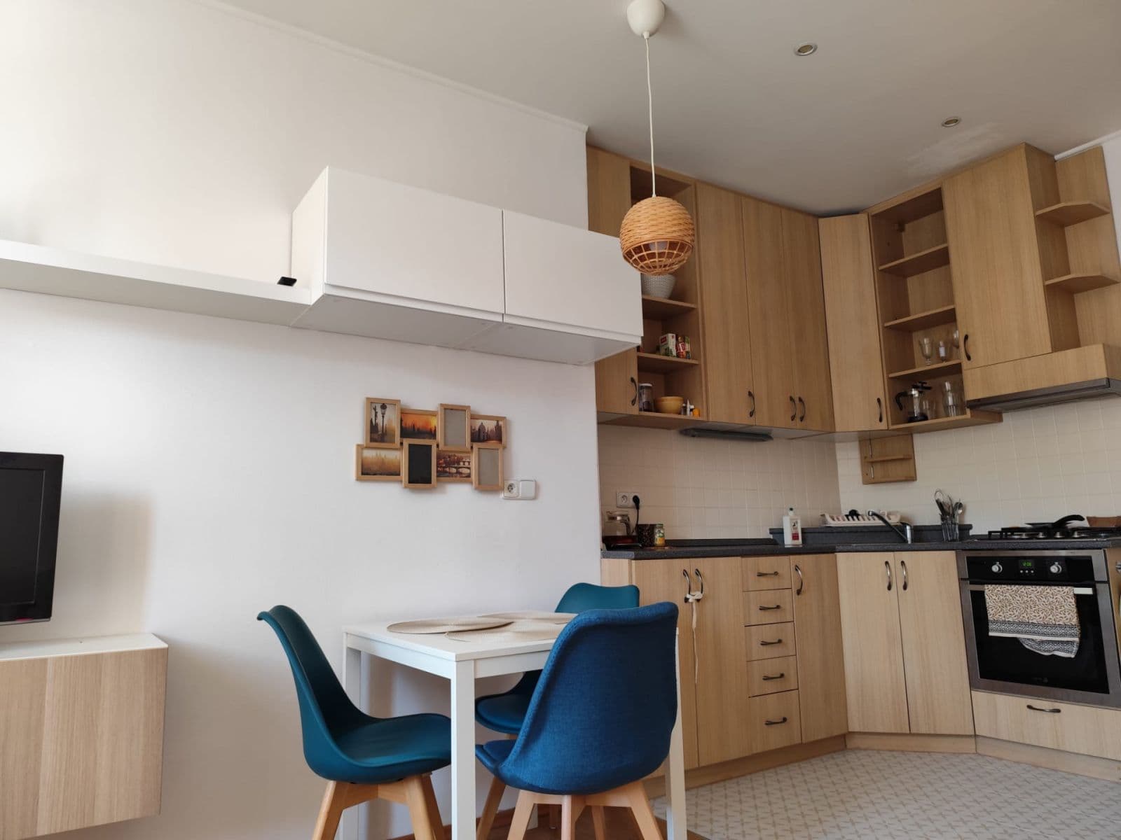 1 bedroom with open-plan kitchen flat to rent, 50 m², U Svobodárny, Prague, Prague 1 bedroom with open-plan kitchen flat to rent, 50 m², U Svobodárny, Prague, Prague