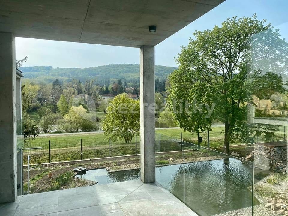 1 bedroom with open-plan kitchen flat to rent, 73 m², 5. května, Dobřichovice, Středočeský Region 1 bedroom with open-plan kitchen flat to rent, 73 m², 5. května, Dobřichovice, Středočeský Region