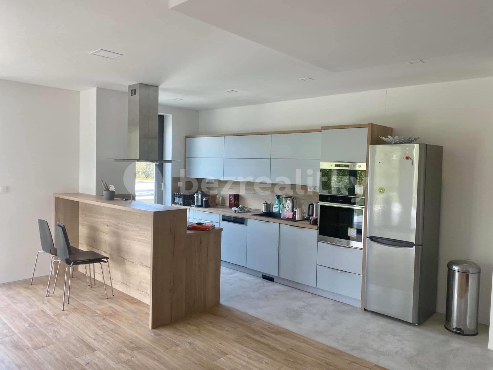 1 bedroom with open-plan kitchen flat to rent, 73 m², 5. května, Dobřichovice, Středočeský Region 1 bedroom with open-plan kitchen flat to rent, 73 m², 5. května, Dobřichovice, Středočeský Region