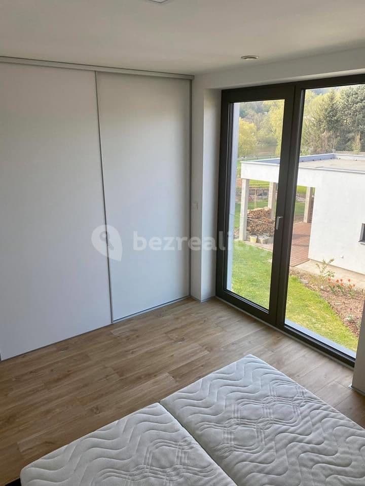 1 bedroom with open-plan kitchen flat to rent, 73 m², 5. května, Dobřichovice, Středočeský Region 1 bedroom with open-plan kitchen flat to rent, 73 m², 5. května, Dobřichovice, Středočeský Region