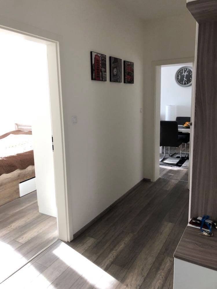 2 bedroom with open-plan kitchen flat to rent, 71 m², Sentická, Brno, Jihomoravský Region 2 bedroom with open-plan kitchen flat to rent, 71 m², Sentická, Brno, Jihomoravský Region