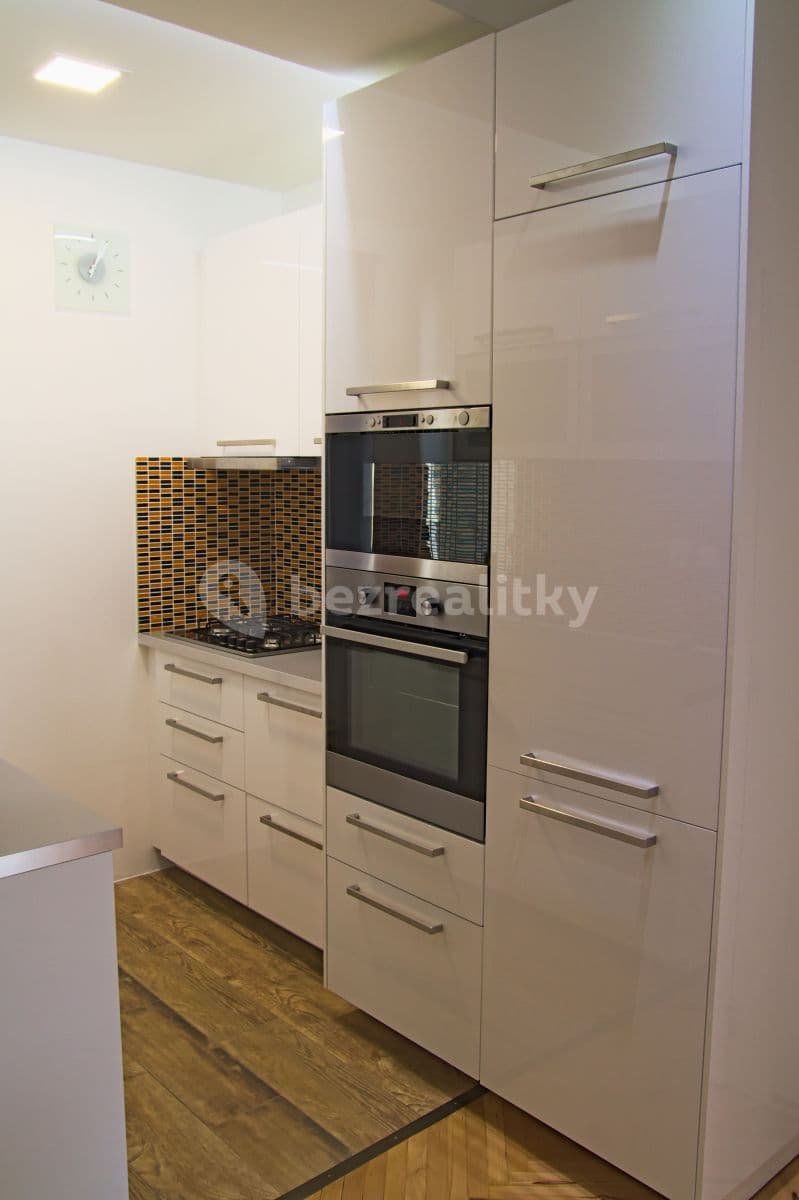 2 bedroom flat to rent, 66 m², Marie Cibulkové, Prague, Prague 2 bedroom flat to rent, 66 m², Marie Cibulkové, Prague, Prague