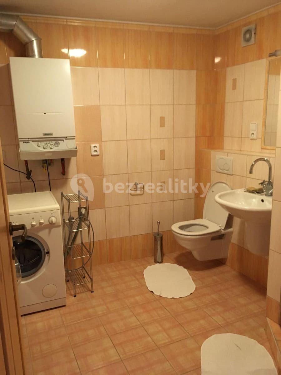 house to rent, 131 m², Nelahozeves, Středočeský Region house to rent, 131 m², Nelahozeves, Středočeský Region