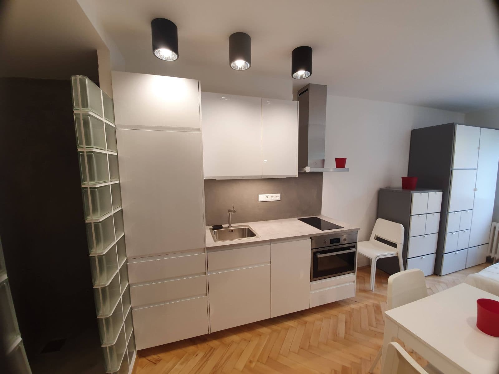 Small studio flat to rent, 28 m², Kamerunská, Prague, Prague Small studio flat to rent, 28 m², Kamerunská, Prague, Prague