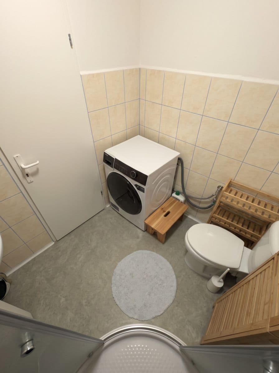 Studio flat to rent, 25 m², Zbynická, Prague, Prague Studio flat to rent, 25 m², Zbynická, Prague, Prague