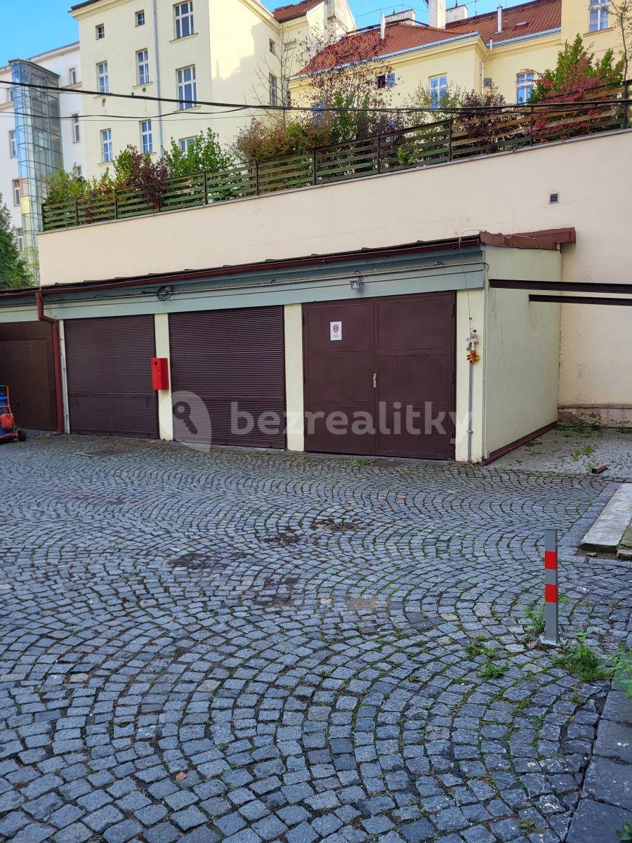 garage to rent, 15 m², Legerova, Prague, Prague