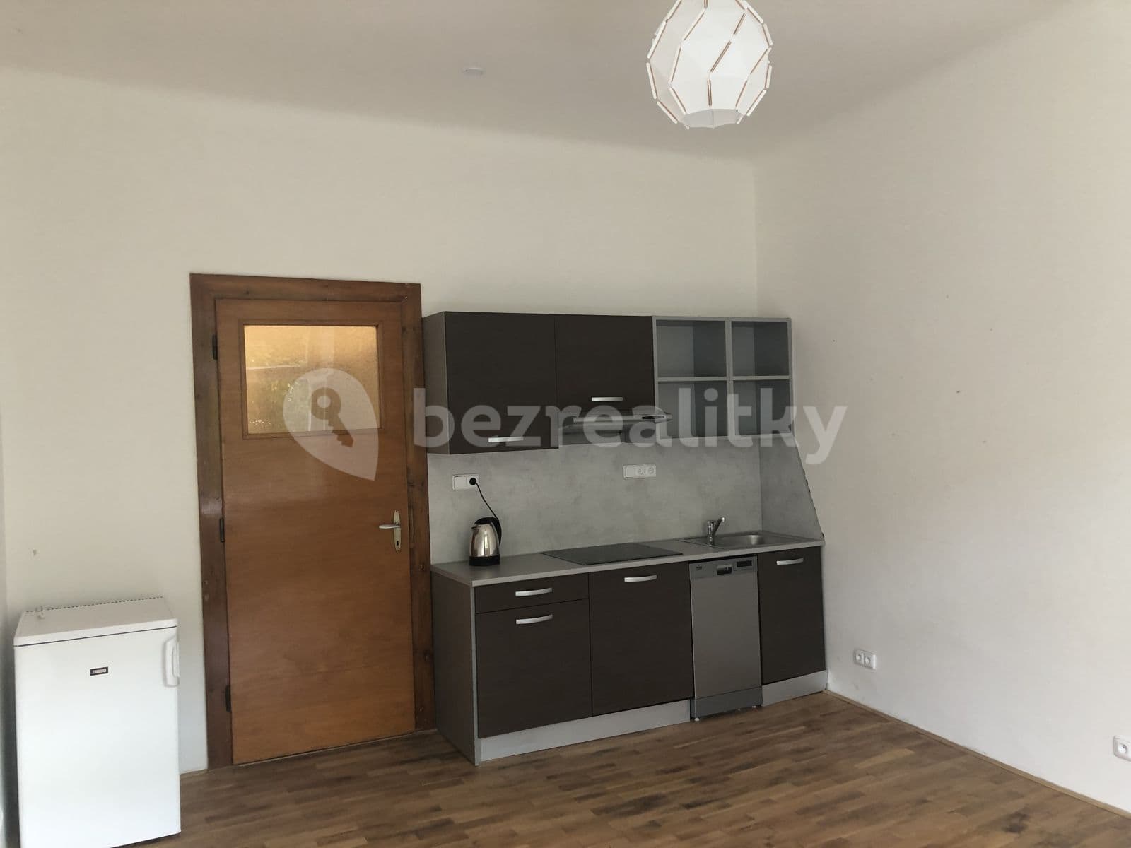 Studio flat to rent, 25 m², Oldřichova, Prague, Prague Studio flat to rent, 25 m², Oldřichova, Prague, Prague