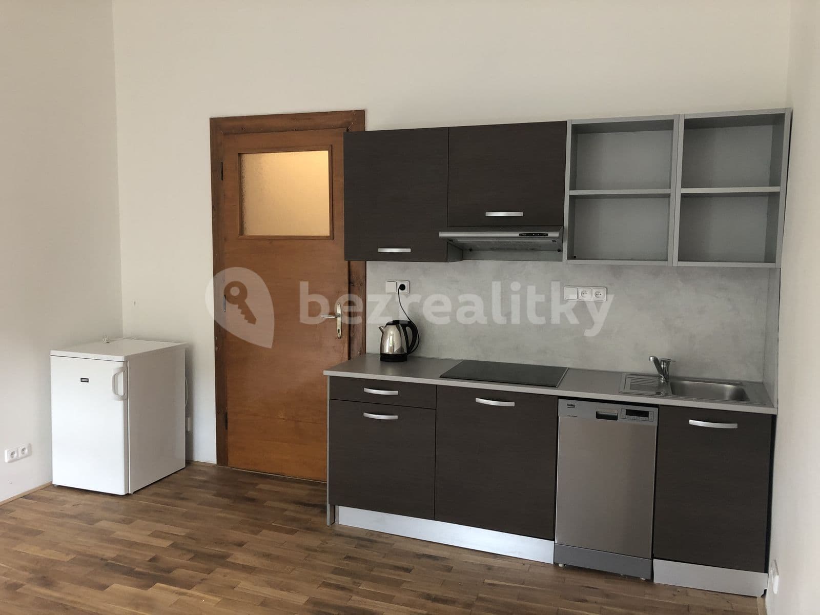 Studio flat to rent, 25 m², Oldřichova, Prague, Prague Studio flat to rent, 25 m², Oldřichova, Prague, Prague