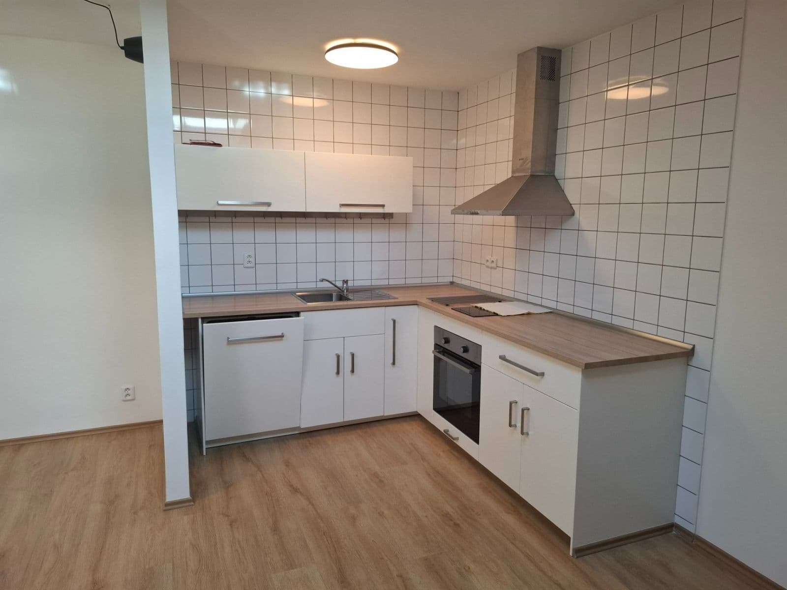 1 bedroom with open-plan kitchen flat to rent, 66 m², Beroun, Beroun, Středočeský Region 1 bedroom with open-plan kitchen flat to rent, 66 m², Beroun, Beroun, Středočeský Region