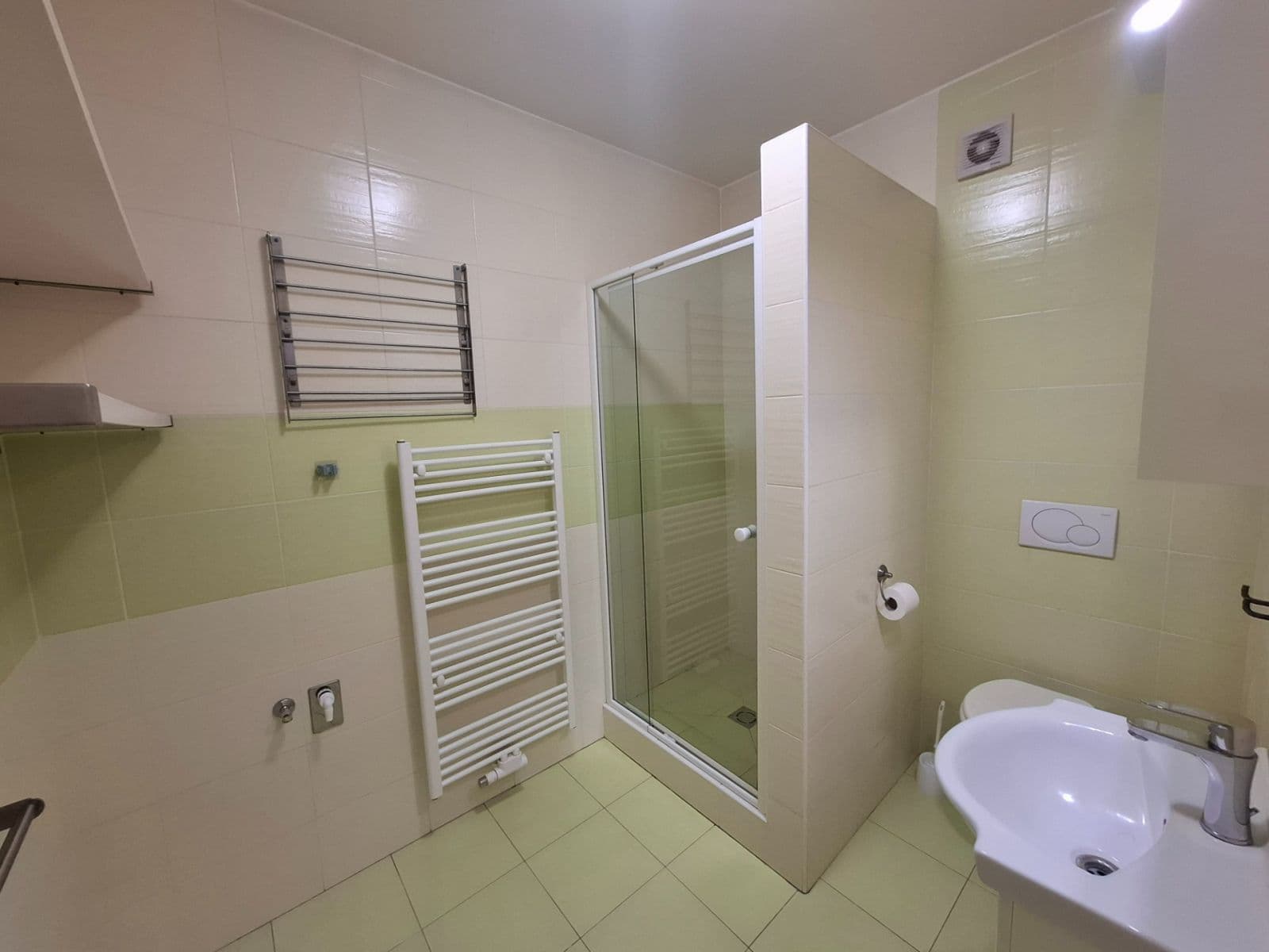 1 bedroom with open-plan kitchen flat to rent, 56 m², Beroun, Beroun, Středočeský Region 1 bedroom with open-plan kitchen flat to rent, 56 m², Beroun, Beroun, Středočeský Region