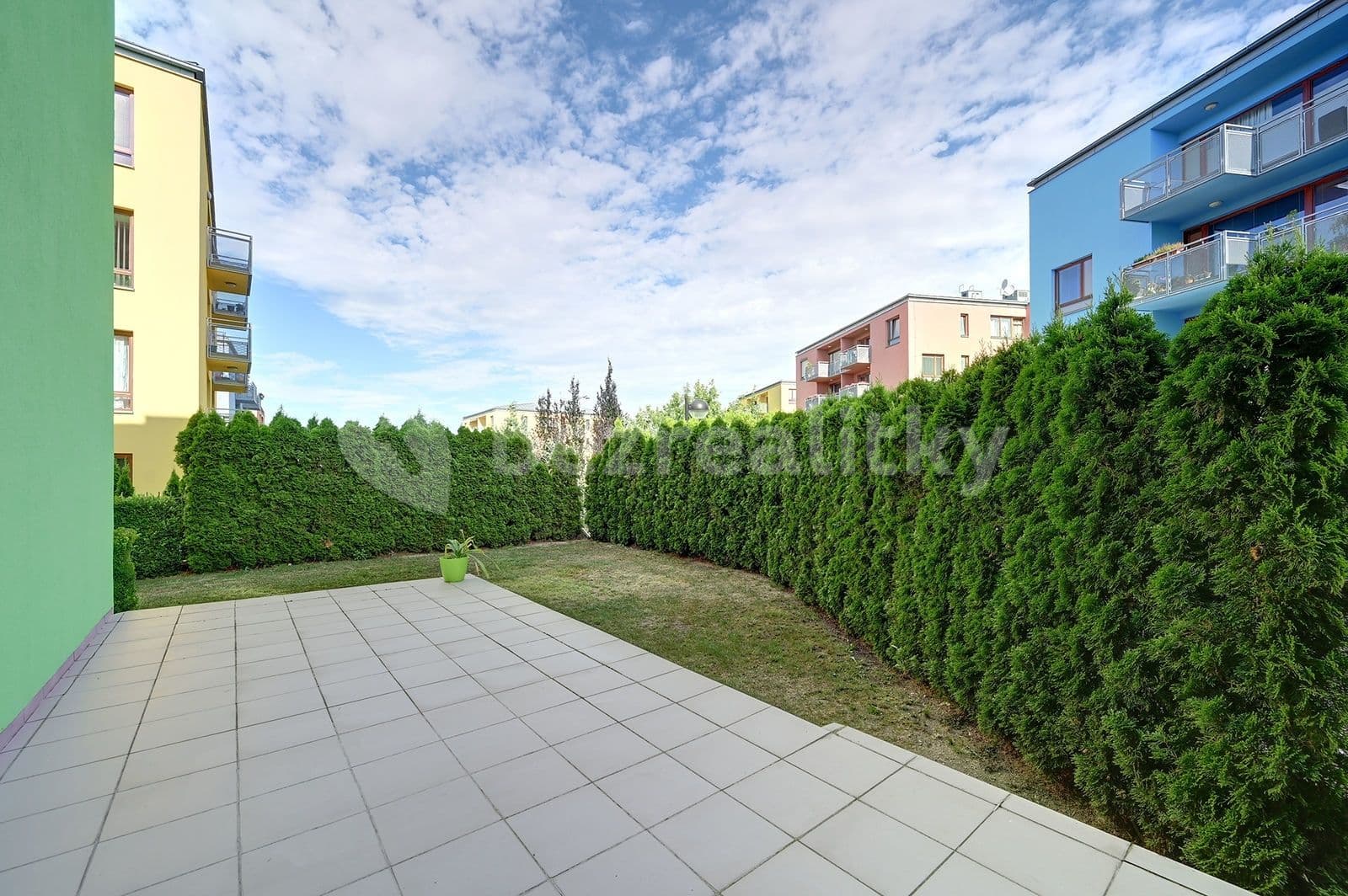 1 bedroom with open-plan kitchen flat to rent, 42 m², Čistovická, Prague, Prague 1 bedroom with open-plan kitchen flat to rent, 42 m², Čistovická, Prague, Prague