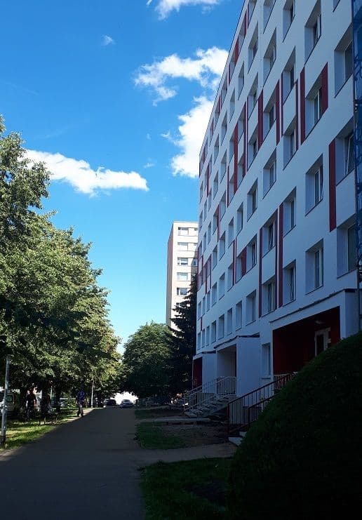 2 bedroom with open-plan kitchen flat to rent, 72 m², Frostova, Prague, Prague 2 bedroom with open-plan kitchen flat to rent, 72 m², Frostova, Prague, Prague