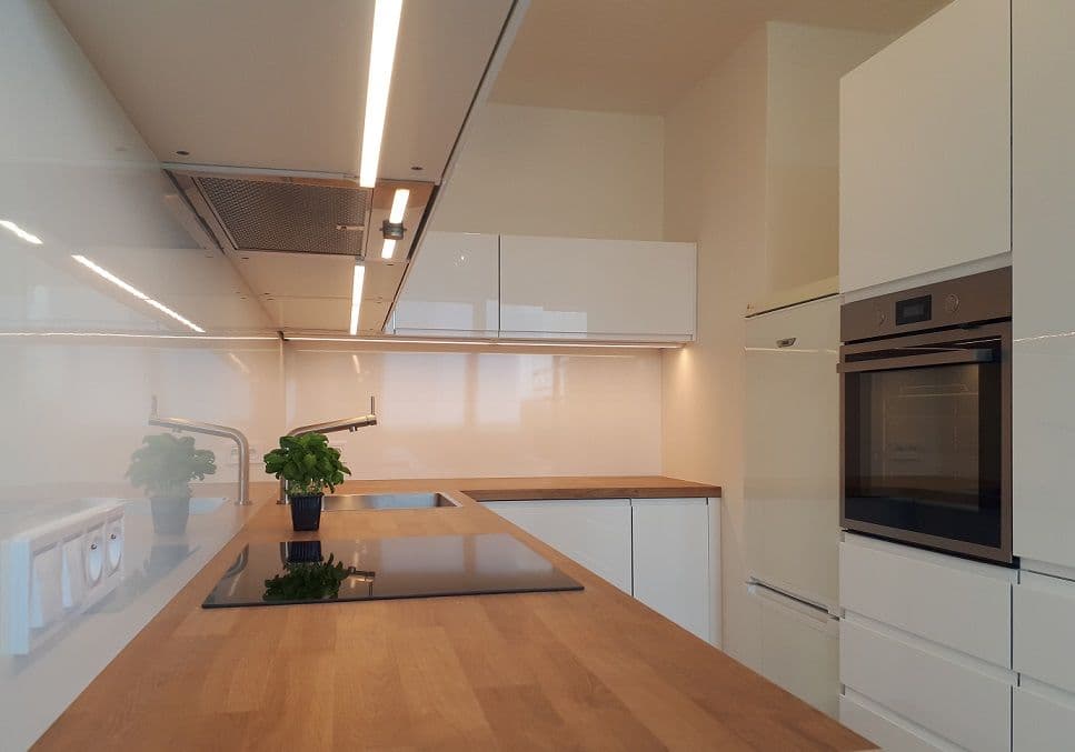 2 bedroom with open-plan kitchen flat to rent, 72 m², Frostova, Prague, Prague 2 bedroom with open-plan kitchen flat to rent, 72 m², Frostova, Prague, Prague